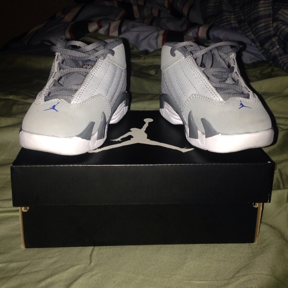 Retro Jordan's size 6c