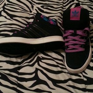 Brand new Adidas shoes size 7 1/2