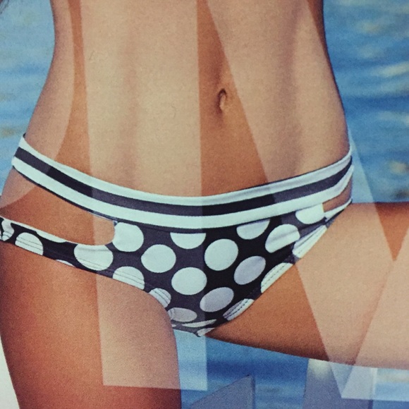 Bikini, Swimwear - Picture 3 of 4