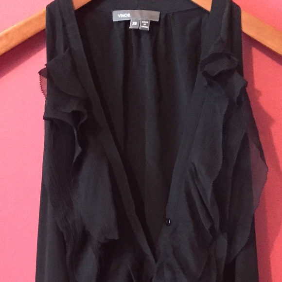 Vince Button up ruffle tank/tunic - Picture 3 of 4