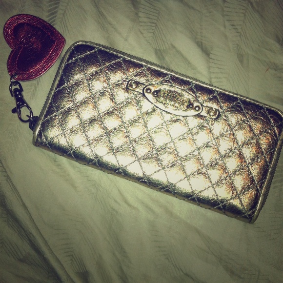 Wallet - Picture 1 of 4