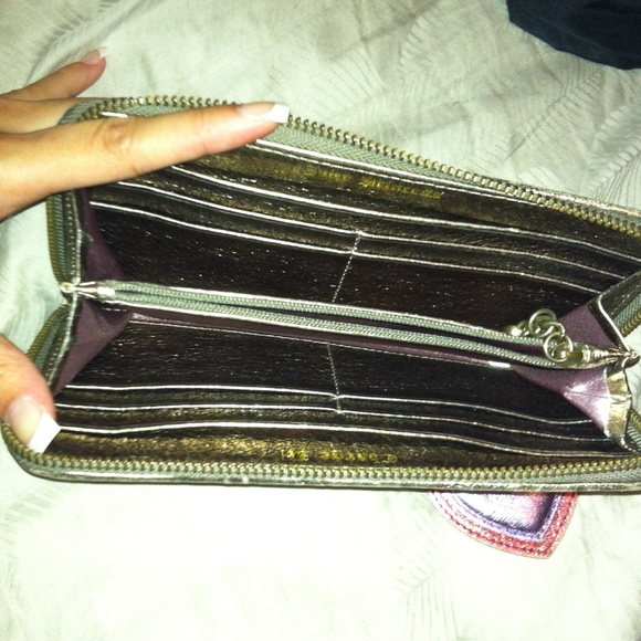 Wallet - Picture 3 of 4