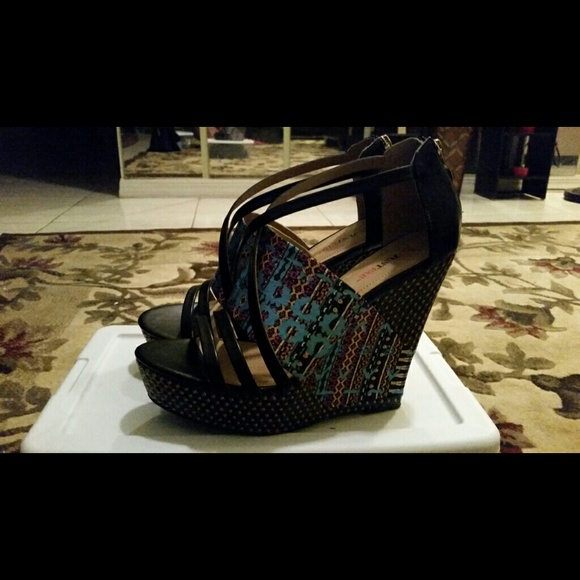 Shoe's