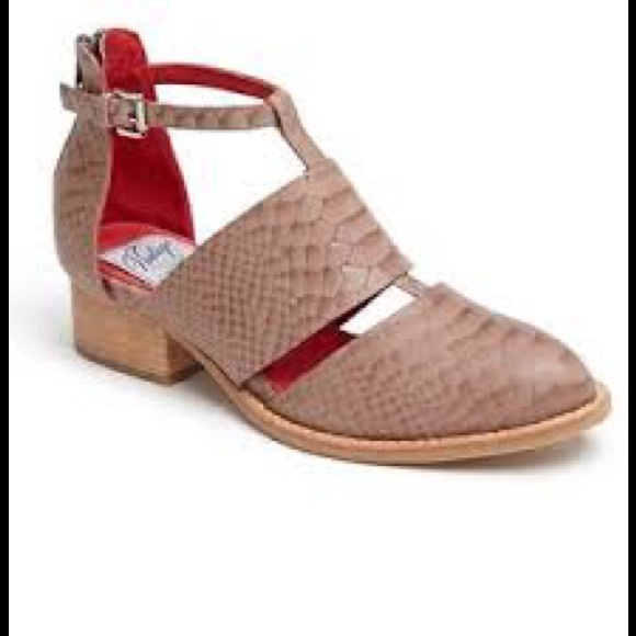 👀LOOKING FOR👀 - Picture 2 of 2