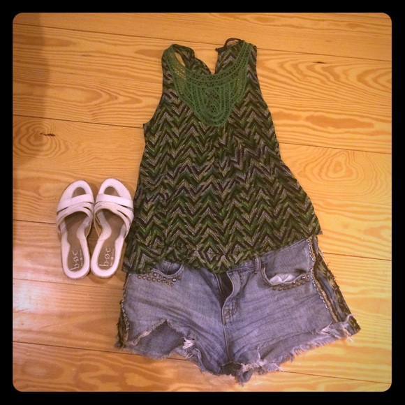 Bundled! Loose patterned top