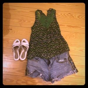 Bundled! Loose patterned top