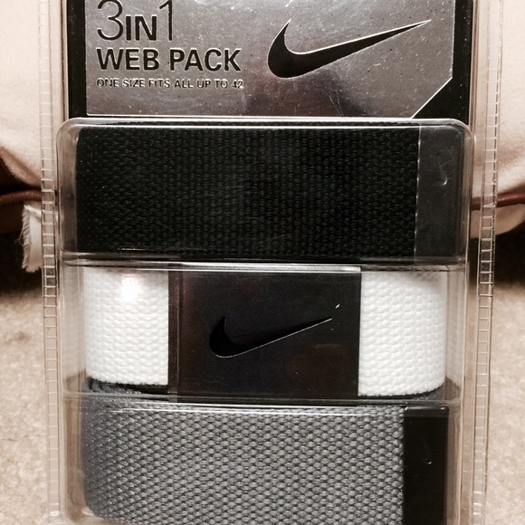 NIKE BELT 3 IN 1 WEB PACK COLOR BLACK RED /& WHITE ONE SIZE FITS ALL UP TO 42/"