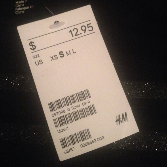 H&M Top - Picture 3 of 4