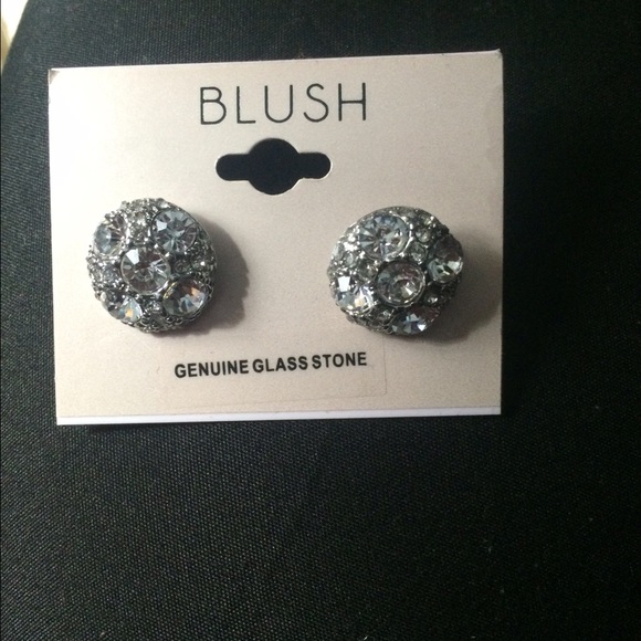 Genuine glass stone earrings - Picture 1 of 1