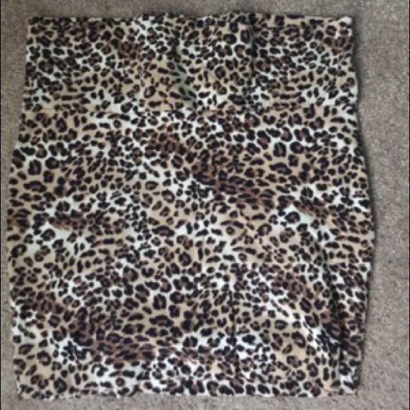 Cheetah pencil skirt