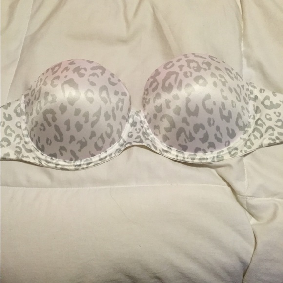 NWOT Multi way push up bra