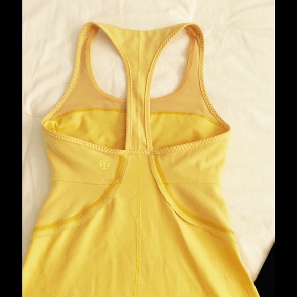 Lululemon tank, beautiful creamsicle orange