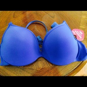 38 C new never worn Bra.