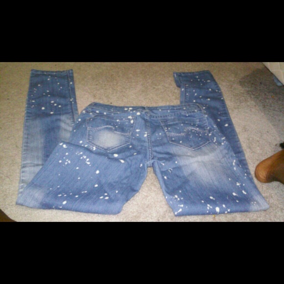 Jeans - Picture 2 of 4