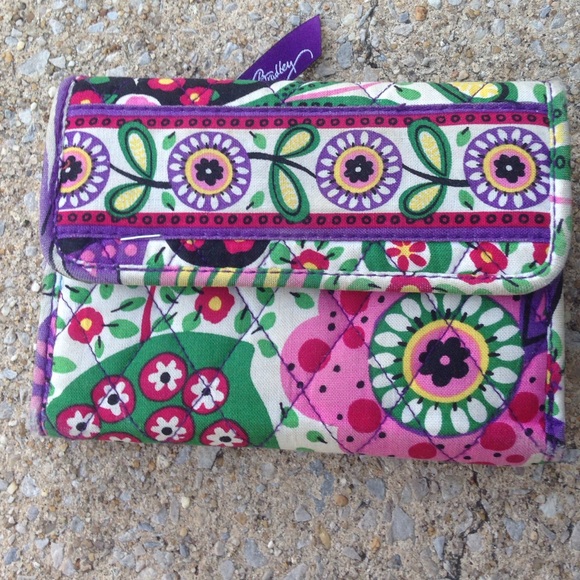 Vera Bradley wallet - Picture 2 of 4