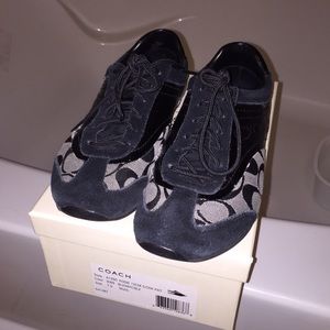 COACH black tennis shoes size 7