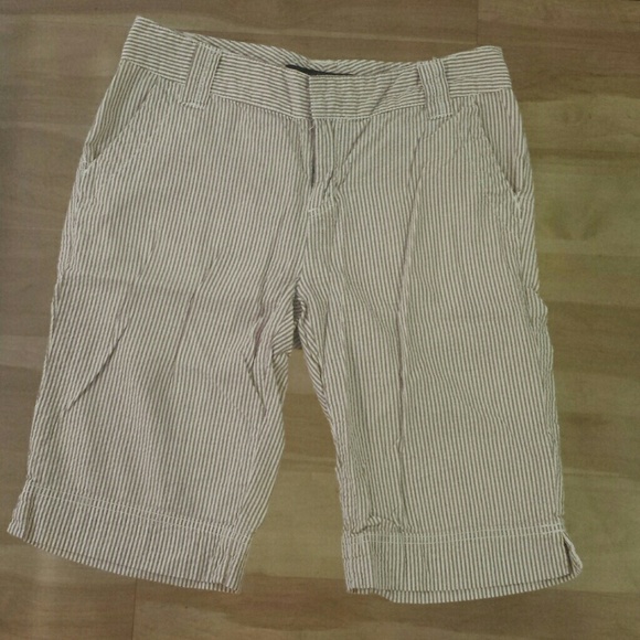 Striped Calvin Klein Capris - Picture 1 of 3