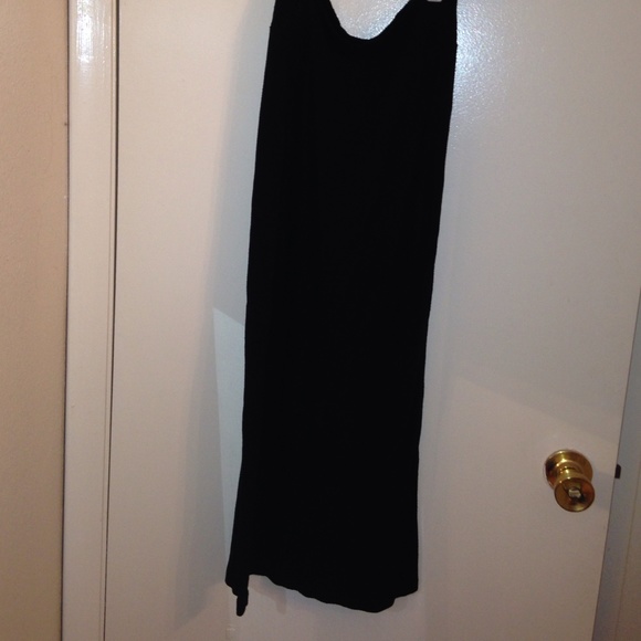 ➰F21 black maxi skirt➰
