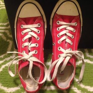 Red converse