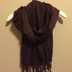 Brown scarf with subtle details