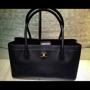 SOLD - Chanel Small Cerf Executive Tote