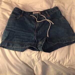 GAP mom shorts