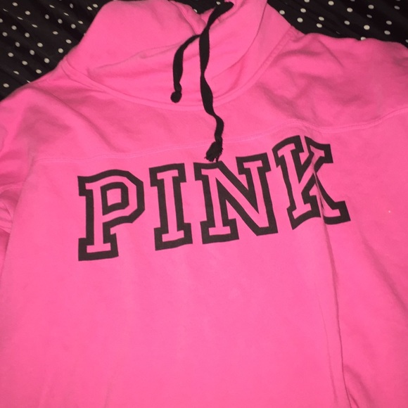 Pink Crowl Neck💗💋
