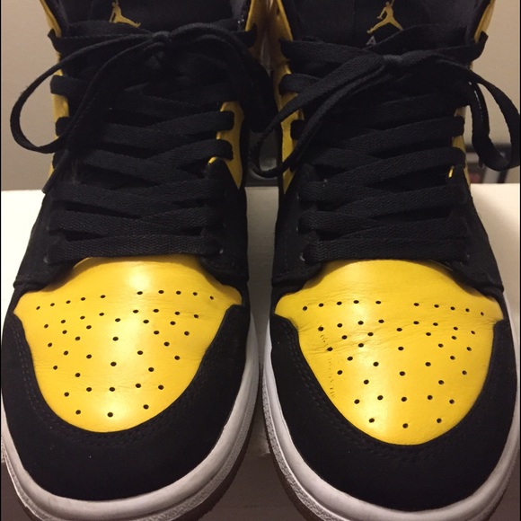 🚫SOLD LOCALLY🚫Jordan Retro 1 New Loves