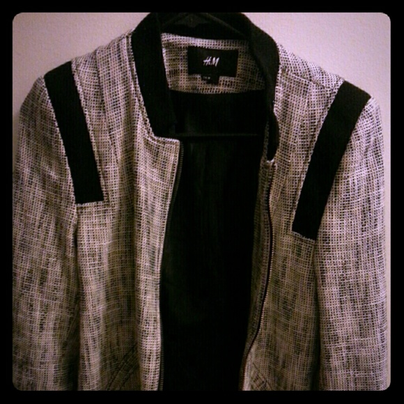 Unique Black and White Fringe H&M Blazer