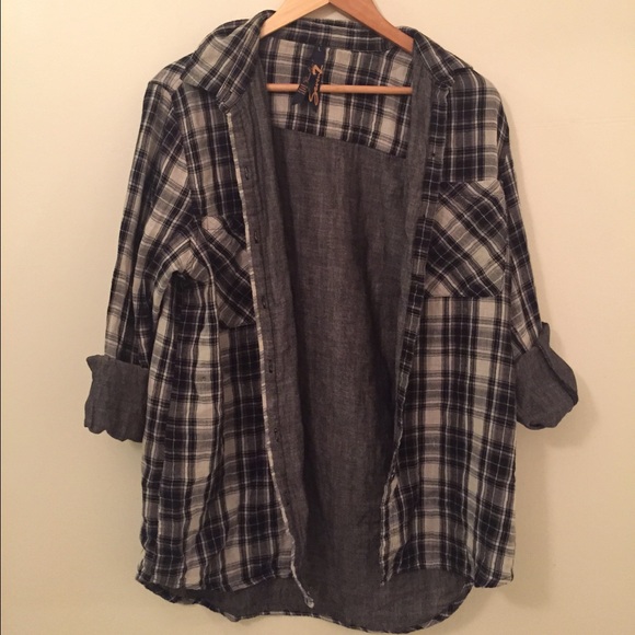 Seven7 Plaid Button Down Flannel (L)