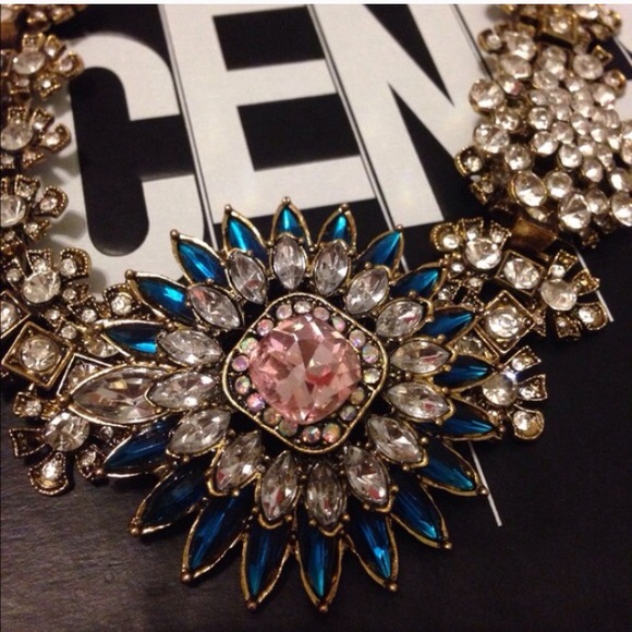 Burst of Beauty - Picture 2 of 4