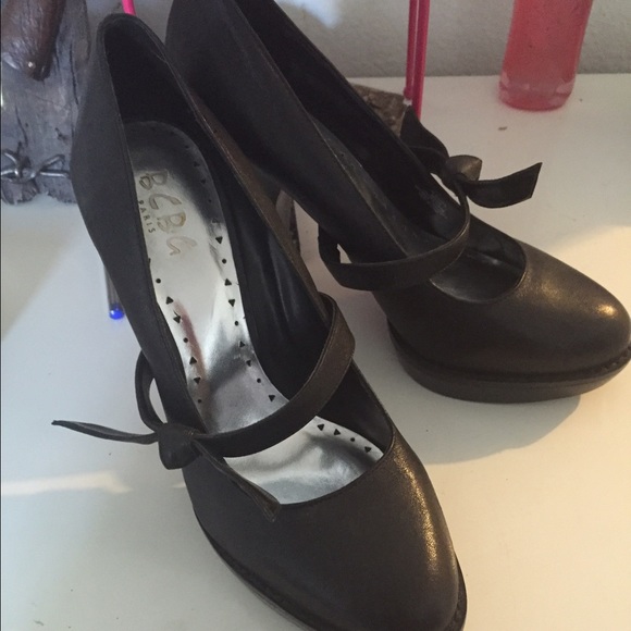 Bcbg heels