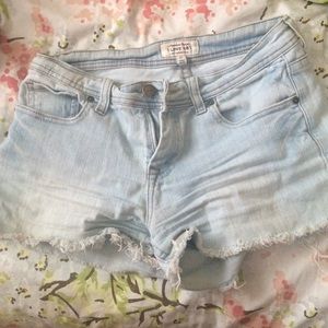 Denim high wasted shorts