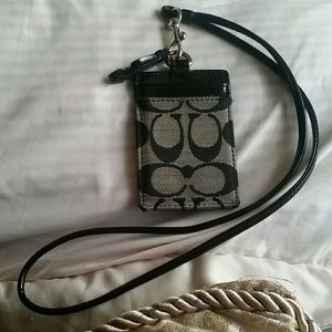 Keychain/ ID  holder