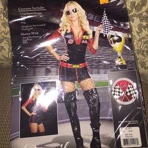 Costume