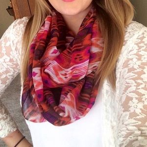 Charminf charlie scarf