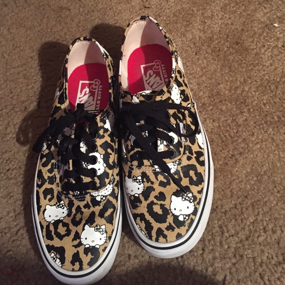 Hello Kitty Vans