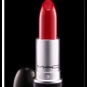 MAC Ruby Woo