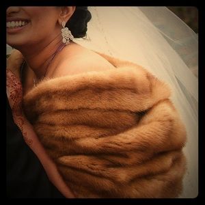 ✨Reserved for @sguyon✨  Tan Fur Stole