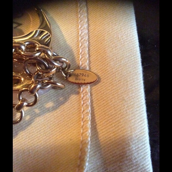 Louis Vuitton bag charm. Insolence. Like NEW - Picture 3 of 4