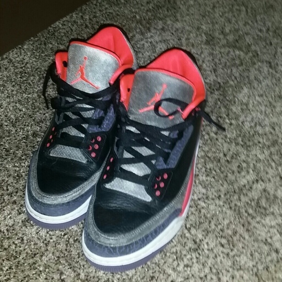 TRADE - Picture 2 of 2