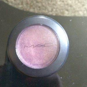 MAC eye shadow