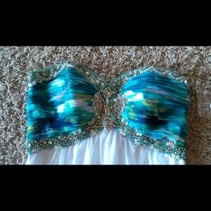 🔹FINAL MARKDOWN🔹Gorgeous NWOT prom dress