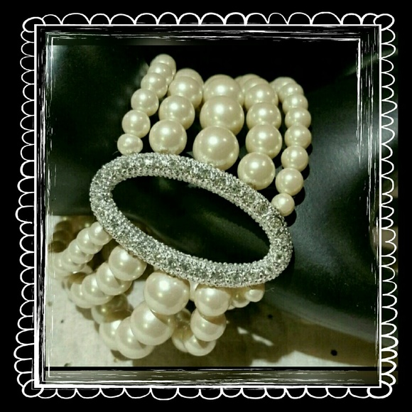 Pearl & Rhinestone 5 Strand Silvertone Bracelet NEW
