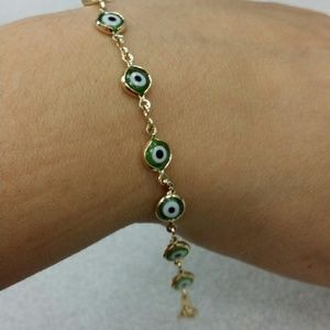 14kt Gold evil eye bracelet