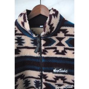 💥🌸Wild Things Aztec Print Fleece🌸