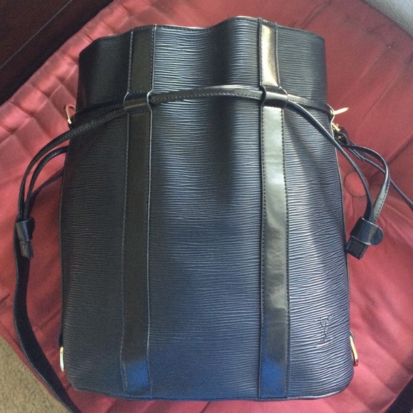 Drawstring Bucket Style Handbag