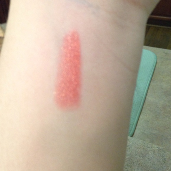 Mac lipstick - Picture 4 of 4