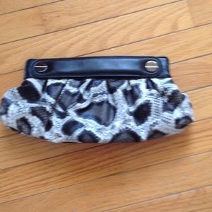 Hand bag