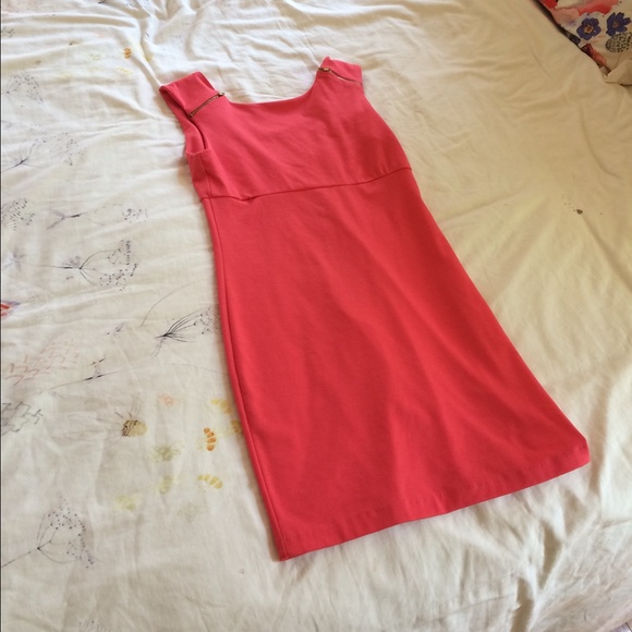 Love...ady melon colored dress